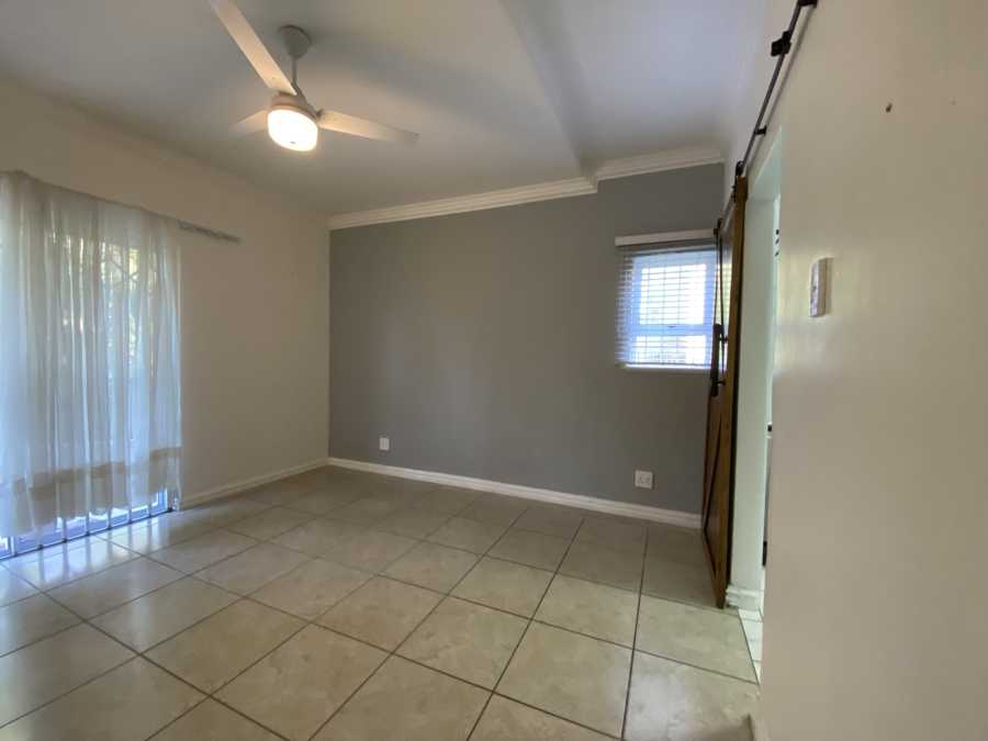 To Let 3 Bedroom Property for Rent in Deepdene KwaZulu-Natal