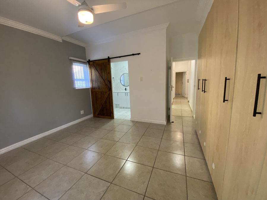 To Let 3 Bedroom Property for Rent in Deepdene KwaZulu-Natal