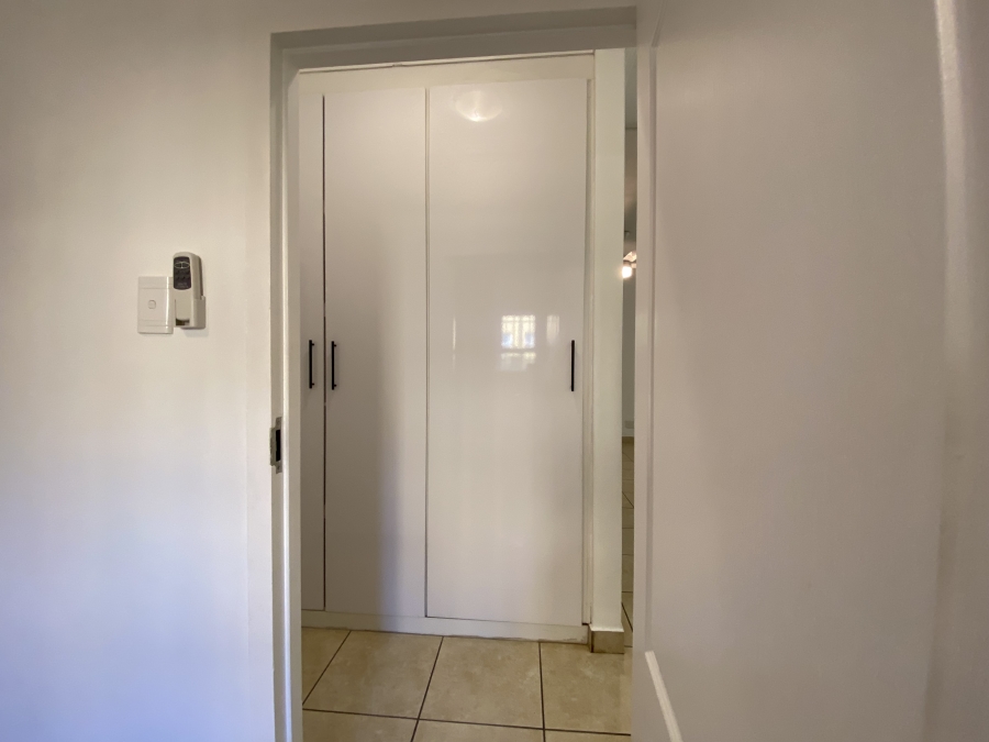To Let 3 Bedroom Property for Rent in Deepdene KwaZulu-Natal