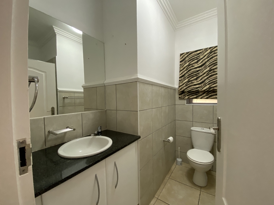 To Let 3 Bedroom Property for Rent in Deepdene KwaZulu-Natal