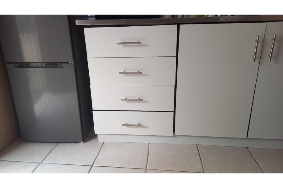 To Let 1 Bedroom Property for Rent in Woodview KwaZulu-Natal