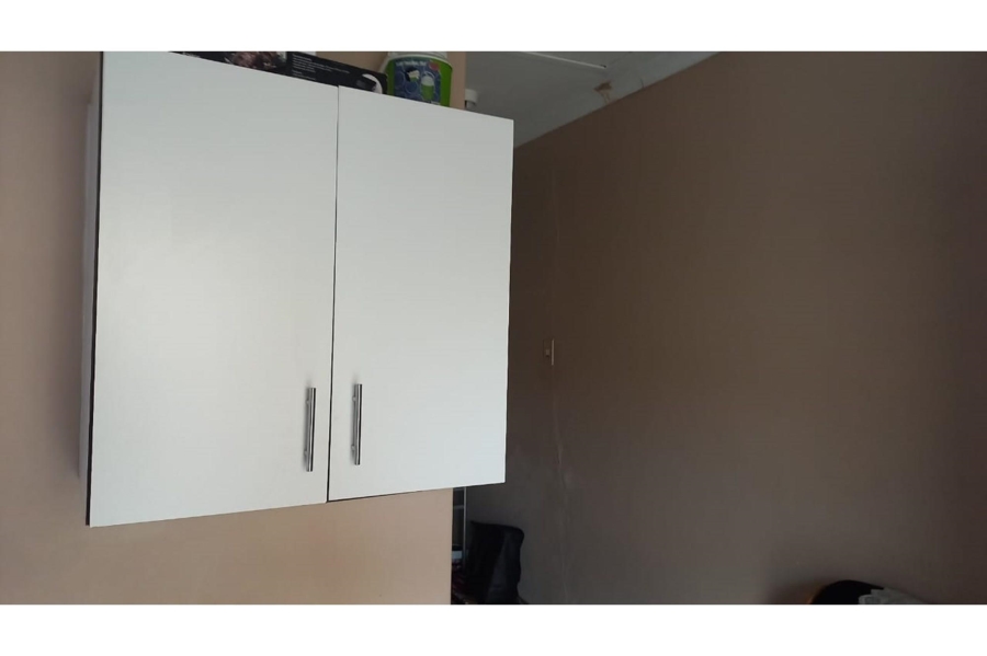 To Let 1 Bedroom Property for Rent in Woodview KwaZulu-Natal