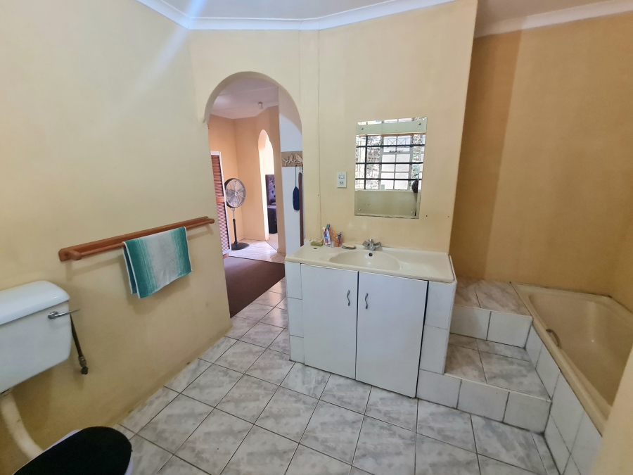 4 Bedroom Property for Sale in Blackridge KwaZulu-Natal
