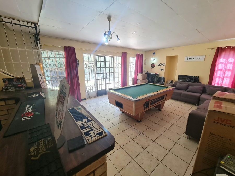 4 Bedroom Property for Sale in Blackridge KwaZulu-Natal