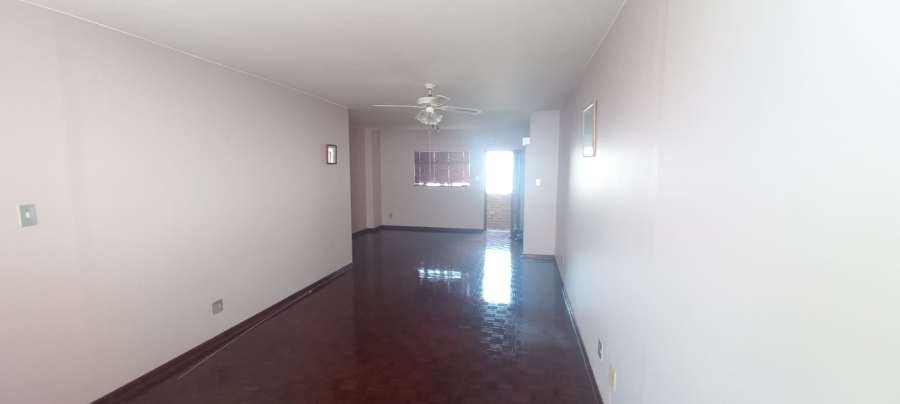 2 Bedroom Property for Sale in Morningside KwaZulu-Natal