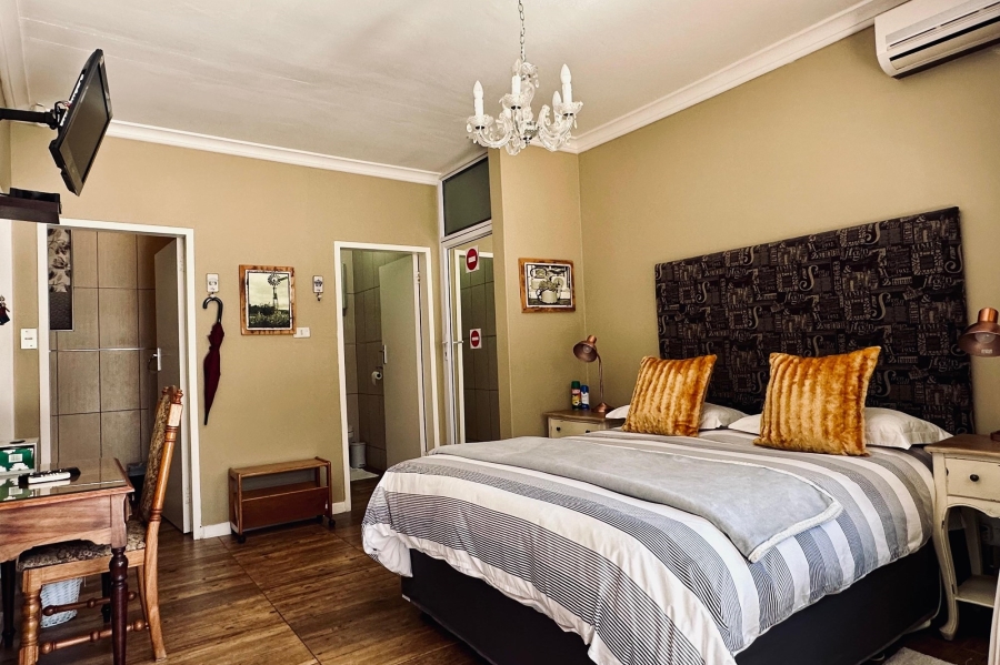 9 Bedroom Property for Sale in Huttenheights KwaZulu-Natal