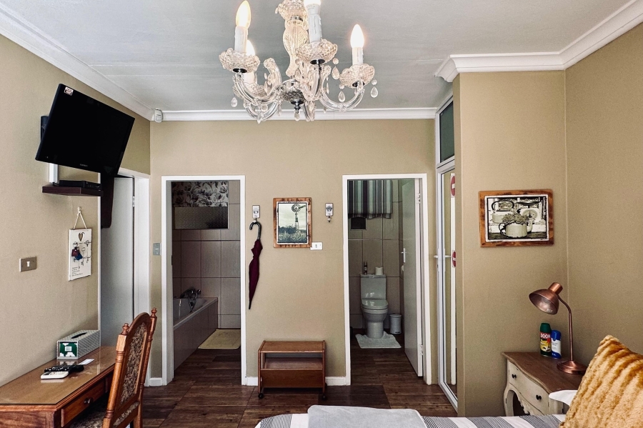 9 Bedroom Property for Sale in Huttenheights KwaZulu-Natal