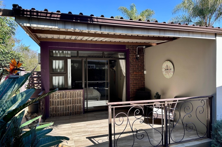 9 Bedroom Property for Sale in Huttenheights KwaZulu-Natal
