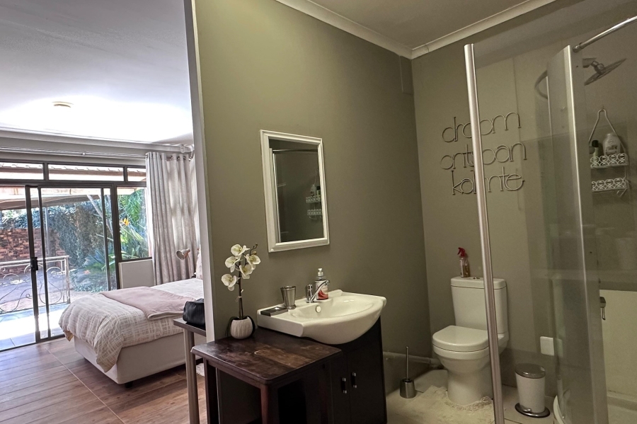 9 Bedroom Property for Sale in Huttenheights KwaZulu-Natal