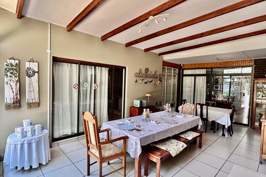 9 Bedroom Property for Sale in Huttenheights KwaZulu-Natal