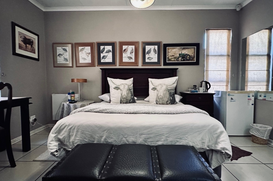9 Bedroom Property for Sale in Huttenheights KwaZulu-Natal