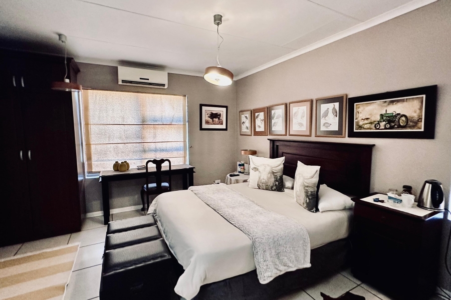 9 Bedroom Property for Sale in Huttenheights KwaZulu-Natal