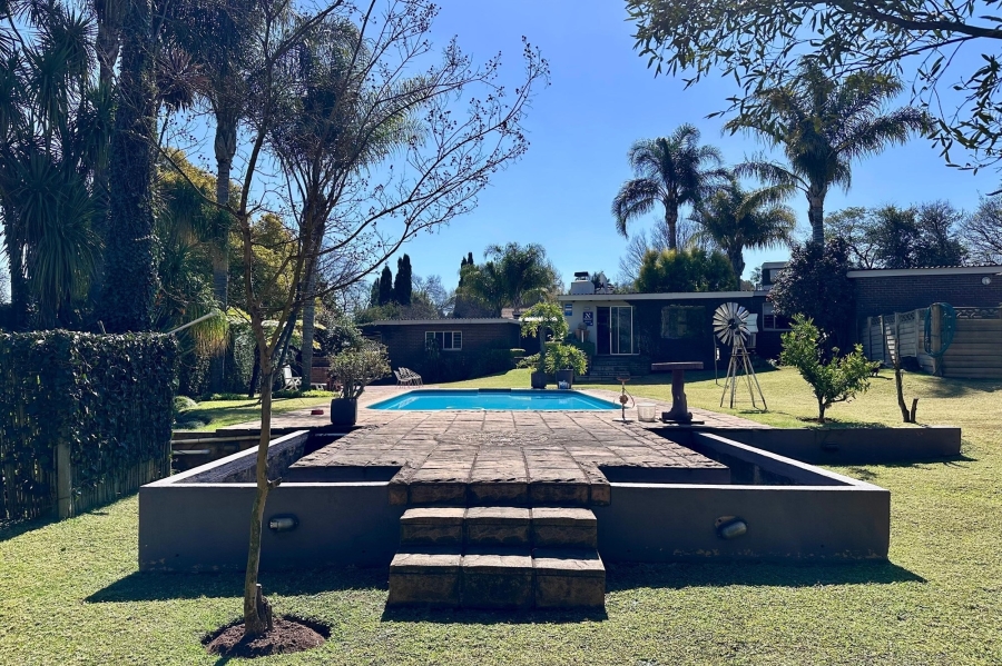 9 Bedroom Property for Sale in Huttenheights KwaZulu-Natal