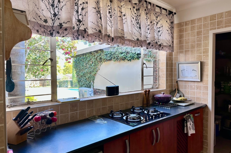 9 Bedroom Property for Sale in Huttenheights KwaZulu-Natal