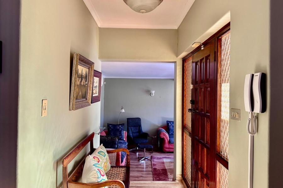 9 Bedroom Property for Sale in Huttenheights KwaZulu-Natal