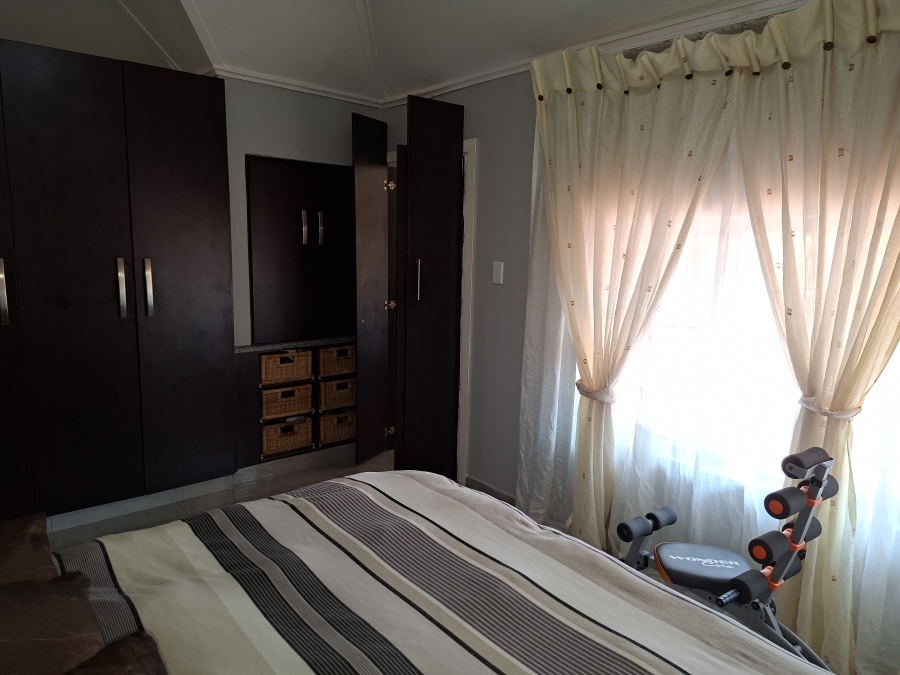 3 Bedroom Property for Sale in Margate KwaZulu-Natal