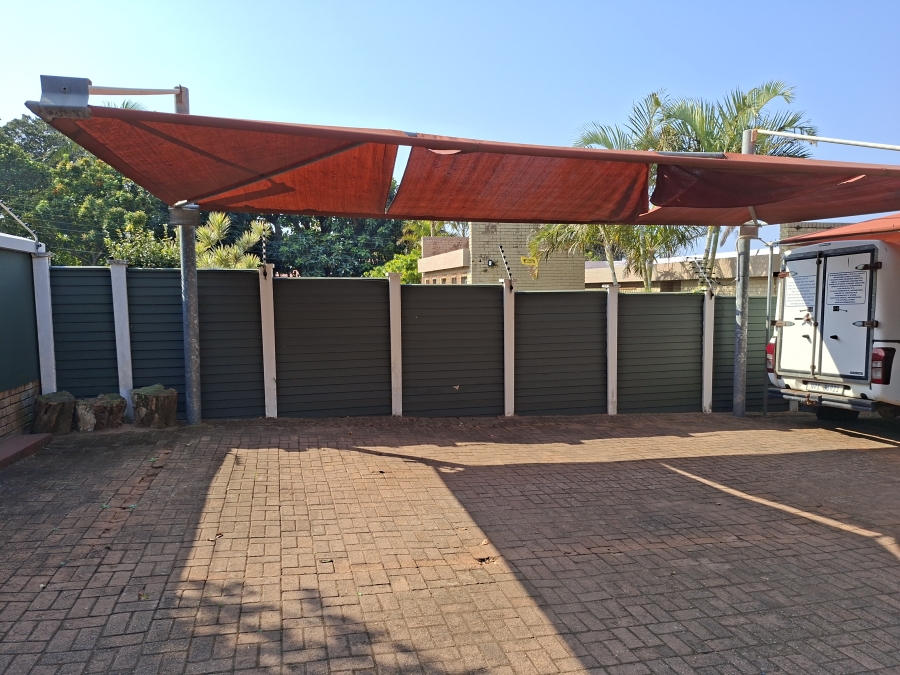 3 Bedroom Property for Sale in Uvongo Beach KwaZulu-Natal