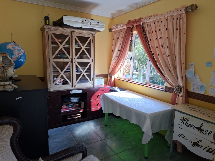 3 Bedroom Property for Sale in Uvongo Beach KwaZulu-Natal