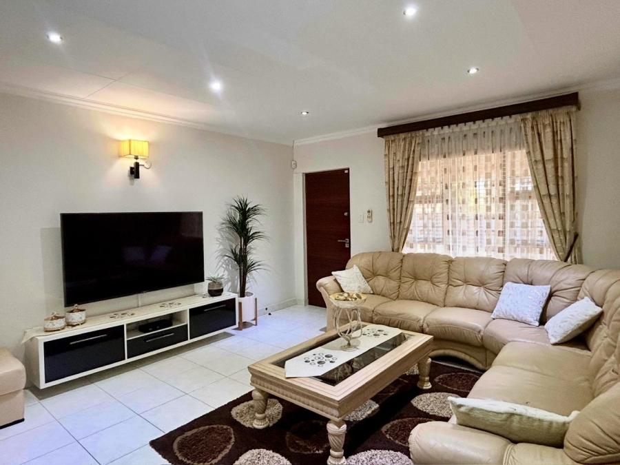 4 Bedroom Property for Sale in Sheffield Beach KwaZulu-Natal