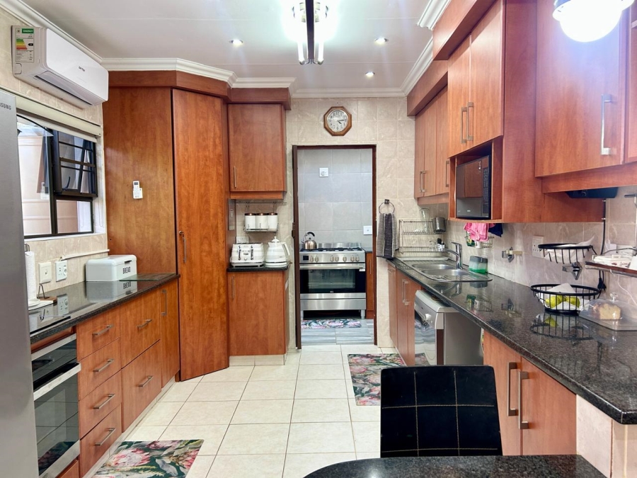 4 Bedroom Property for Sale in Sheffield Beach KwaZulu-Natal