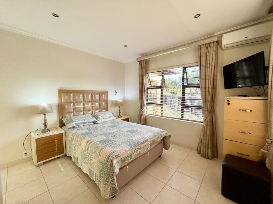 4 Bedroom Property for Sale in Sheffield Beach KwaZulu-Natal