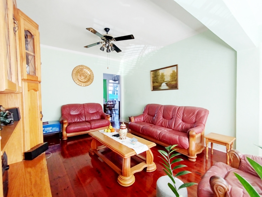 3 Bedroom Property for Sale in Windermere KwaZulu-Natal