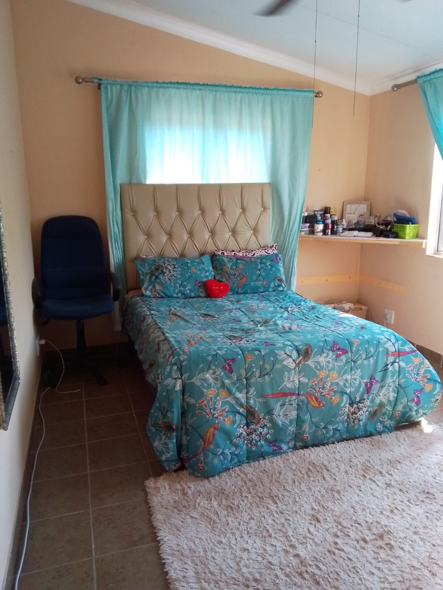To Let 2 Bedroom Property for Rent in Bluff KwaZulu-Natal