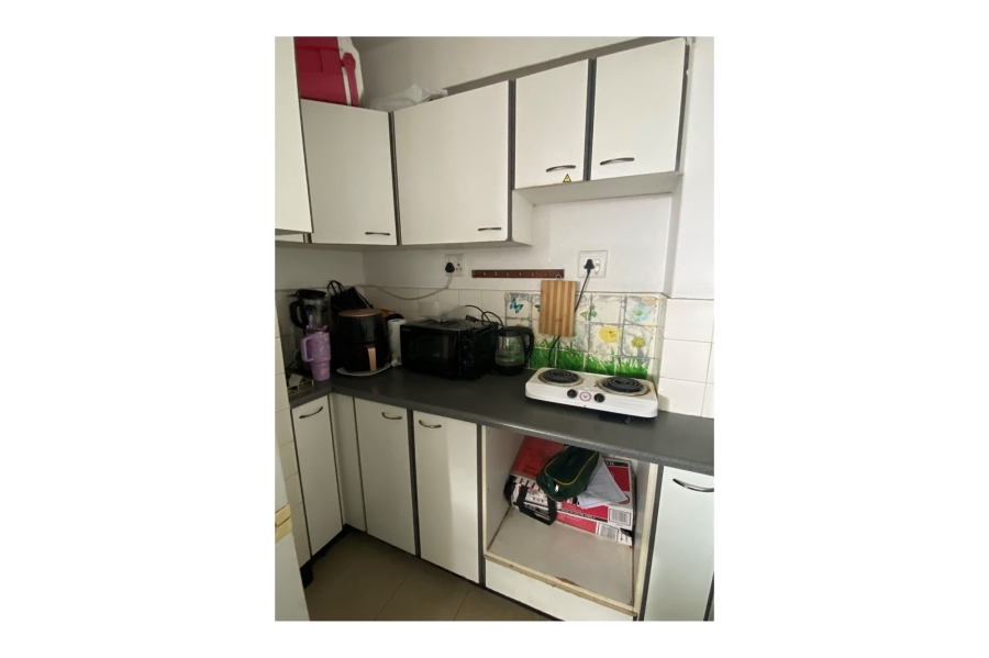1 Bedroom Property for Sale in Durban Central KwaZulu-Natal