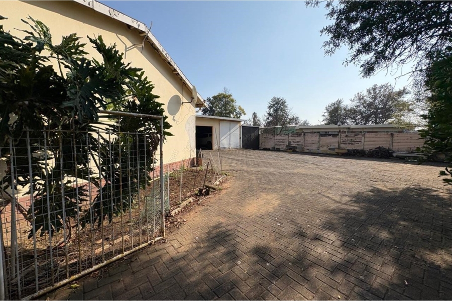 3 Bedroom Property for Sale in Barry Hertzog Park KwaZulu-Natal