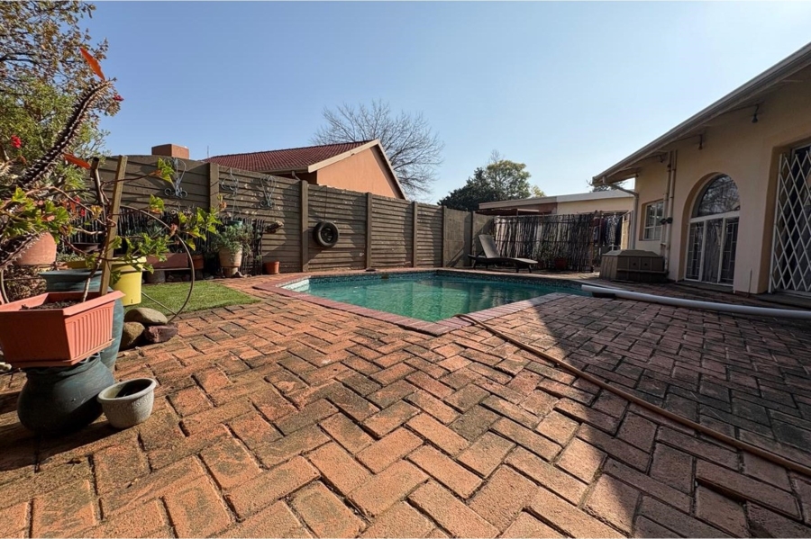 3 Bedroom Property for Sale in Barry Hertzog Park KwaZulu-Natal