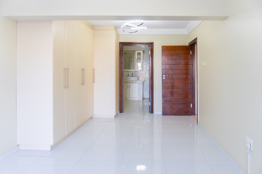 To Let 3 Bedroom Property for Rent in Umhlanga KwaZulu-Natal