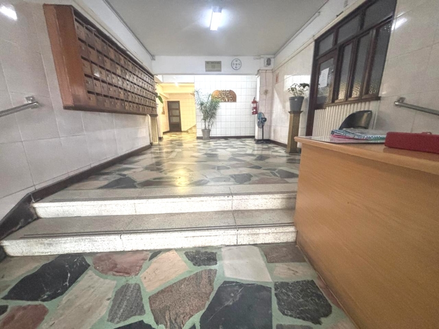 1 Bedroom Property for Sale in Durban Central KwaZulu-Natal