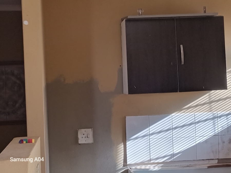 2 Bedroom Property for Sale in Esikhawini KwaZulu-Natal