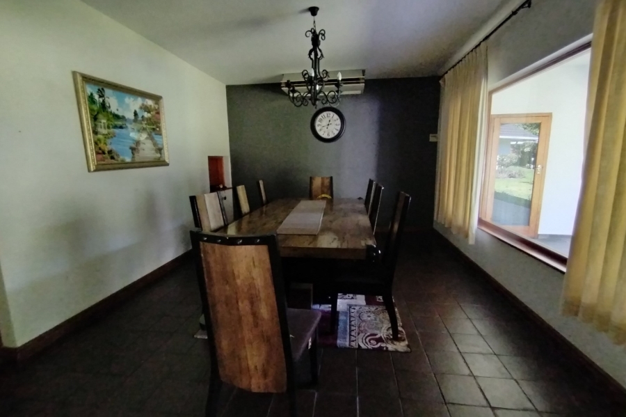 5 Bedroom Property for Sale in Fairview KwaZulu-Natal