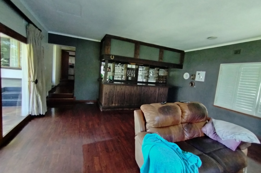 5 Bedroom Property for Sale in Fairview KwaZulu-Natal