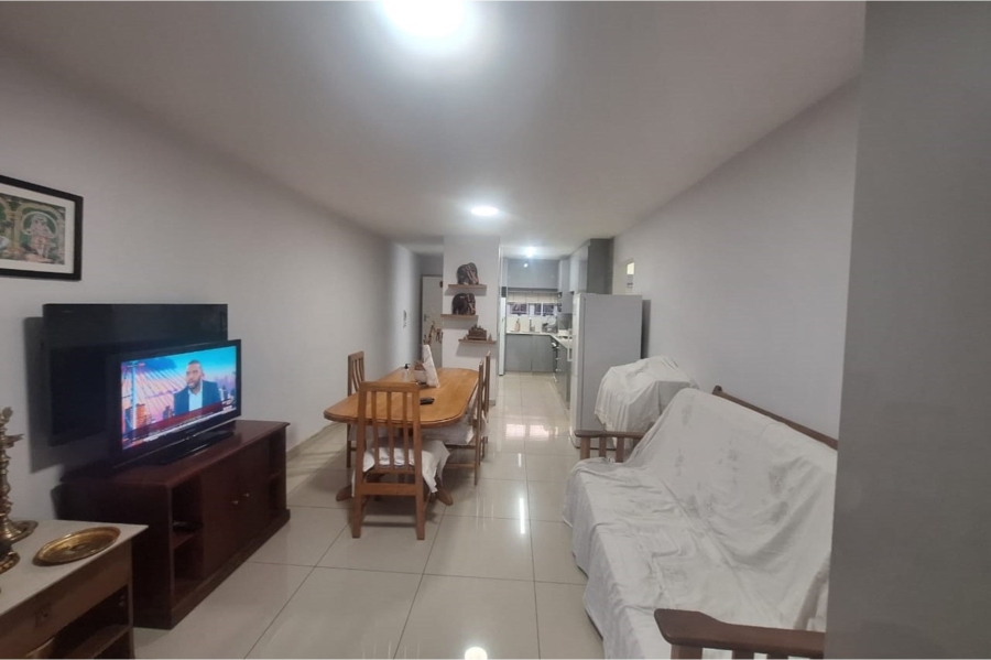 1 Bedroom Property for Sale in Essenwood KwaZulu-Natal