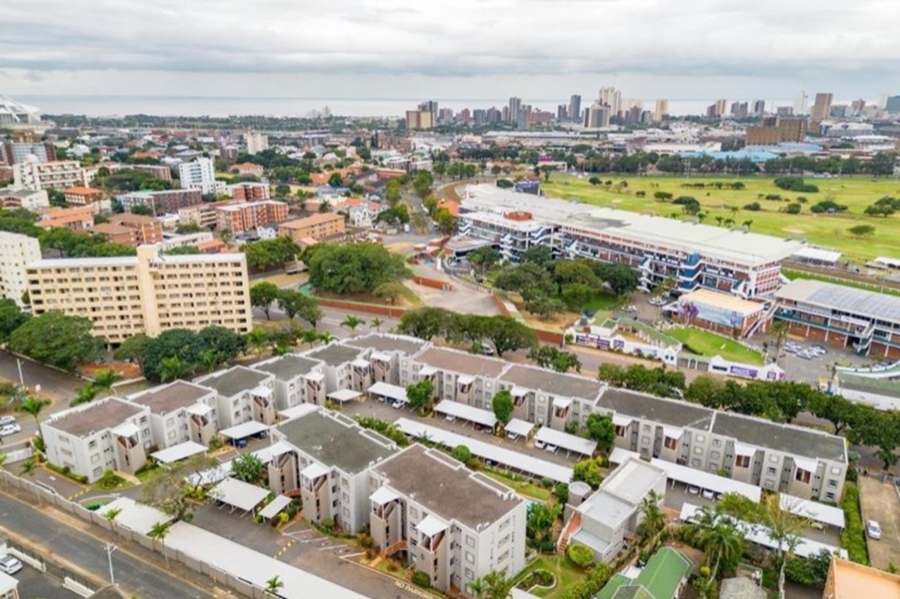 1 Bedroom Property for Sale in Essenwood KwaZulu-Natal