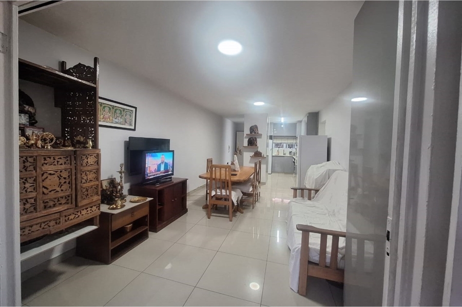 1 Bedroom Property for Sale in Essenwood KwaZulu-Natal
