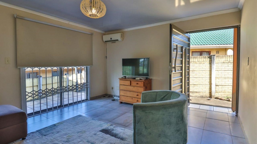 2 Bedroom Property for Sale in Bellair KwaZulu-Natal