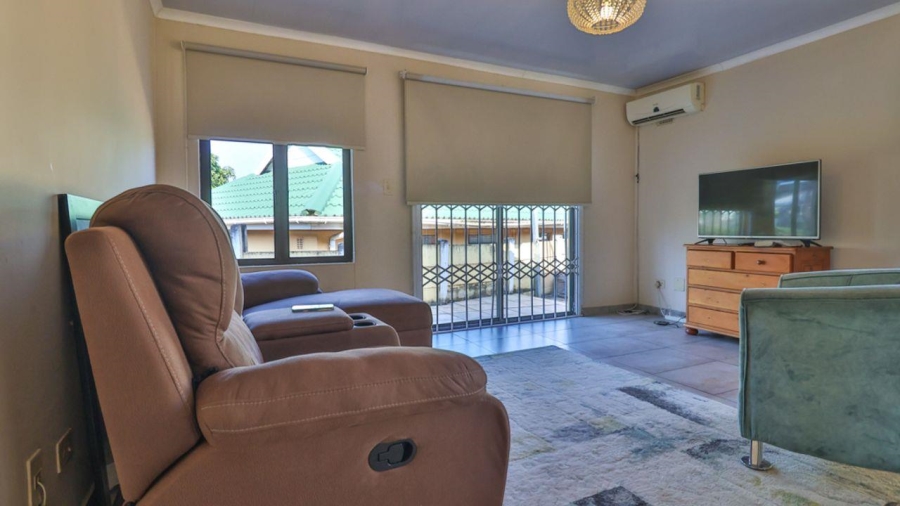 2 Bedroom Property for Sale in Bellair KwaZulu-Natal