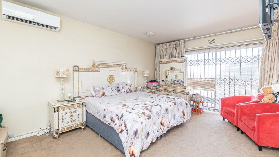 4 Bedroom Property for Sale in Athlone Park KwaZulu-Natal