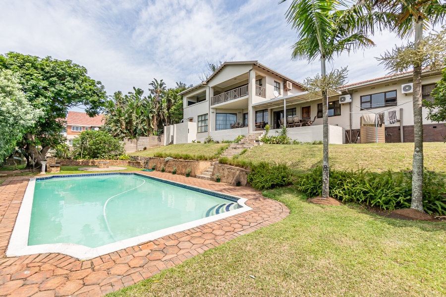 5 Bedroom Property for Sale in Athlone Park KwaZulu-Natal