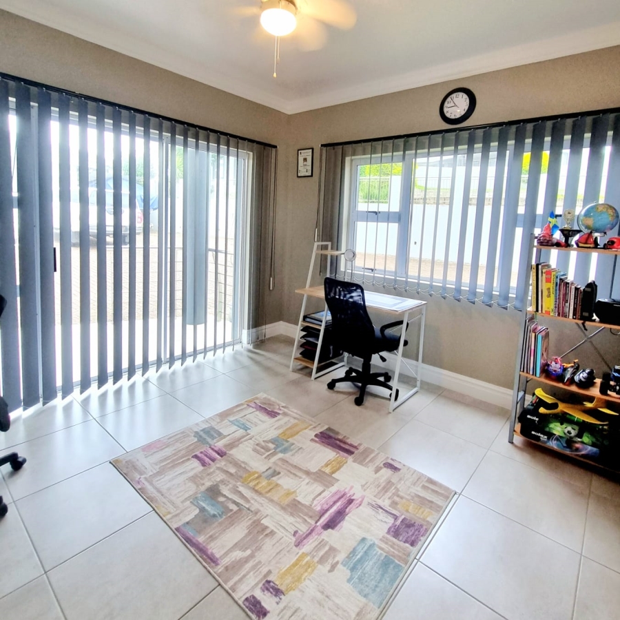 4 Bedroom Property for Sale in Clansthal KwaZulu-Natal