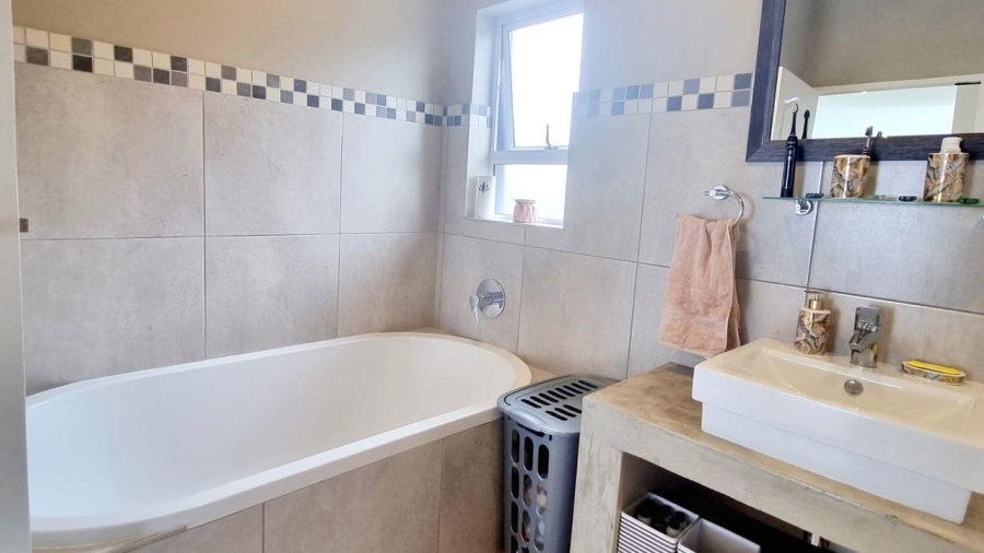 4 Bedroom Property for Sale in Clansthal KwaZulu-Natal