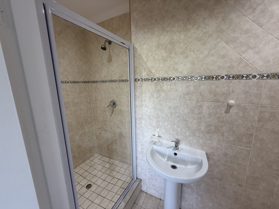 To Let 3 Bedroom Property for Rent in Mount Edgecombe KwaZulu-Natal