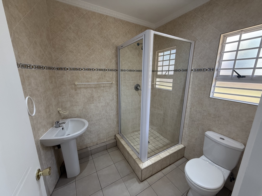 To Let 3 Bedroom Property for Rent in Mount Edgecombe KwaZulu-Natal