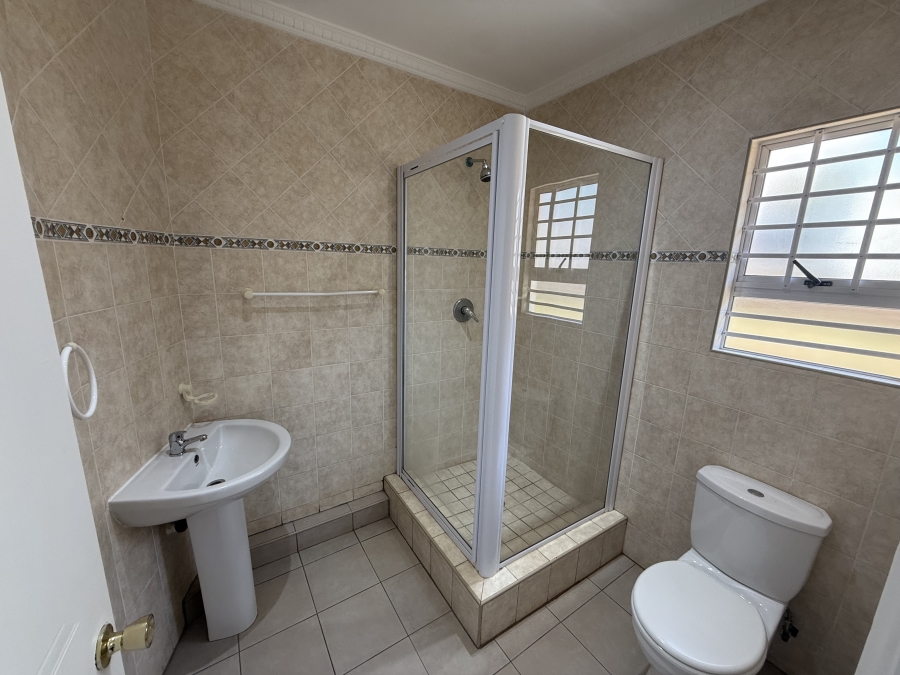 To Let 3 Bedroom Property for Rent in Mount Edgecombe KwaZulu-Natal
