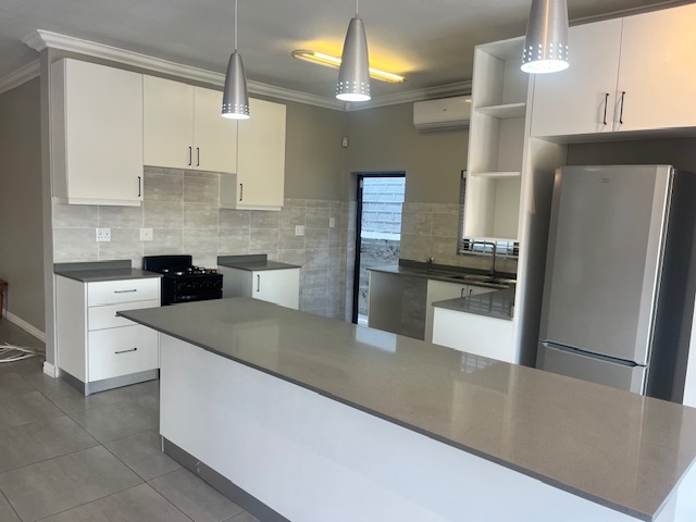 To Let 5 Bedroom Property for Rent in Ballito Central KwaZulu-Natal