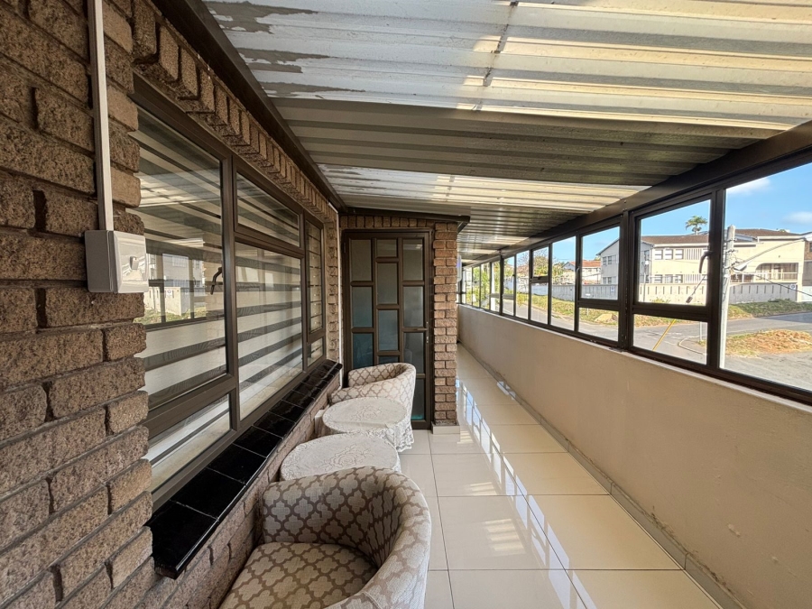 2 Bedroom Property for Sale in Overport KwaZulu-Natal