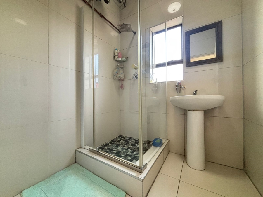 2 Bedroom Property for Sale in Overport KwaZulu-Natal